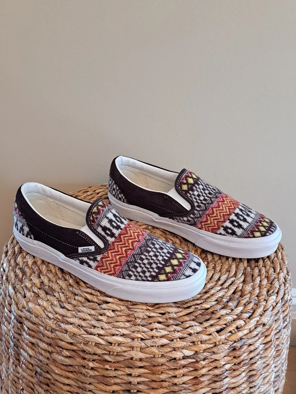 Vans Unisex Fair Isle Brown Suede/Multi Woven Print Slip On Loafers M8/W9.5